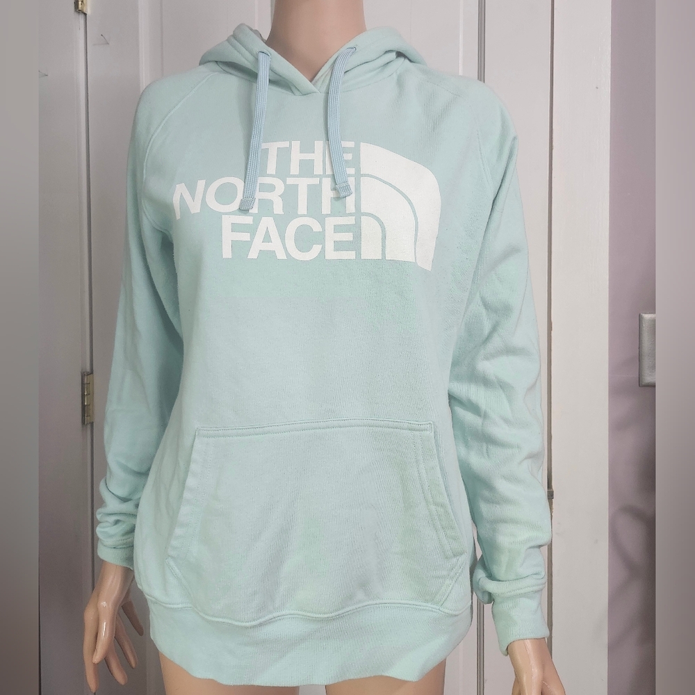 THE NORTH FACE Plus Half Dome Women's Pullover Hoodie  Skylight Blue White NWT